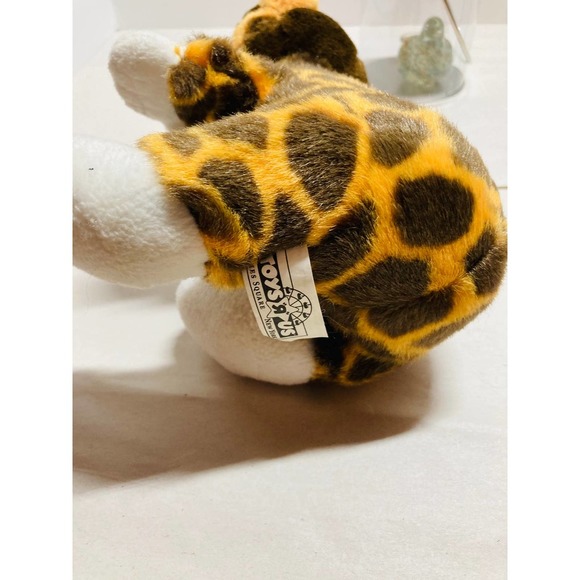 Toys R Us NY Times Square Geoffrey Plush.  Gold/Brown  Pre Owned - Picture 6 of 9